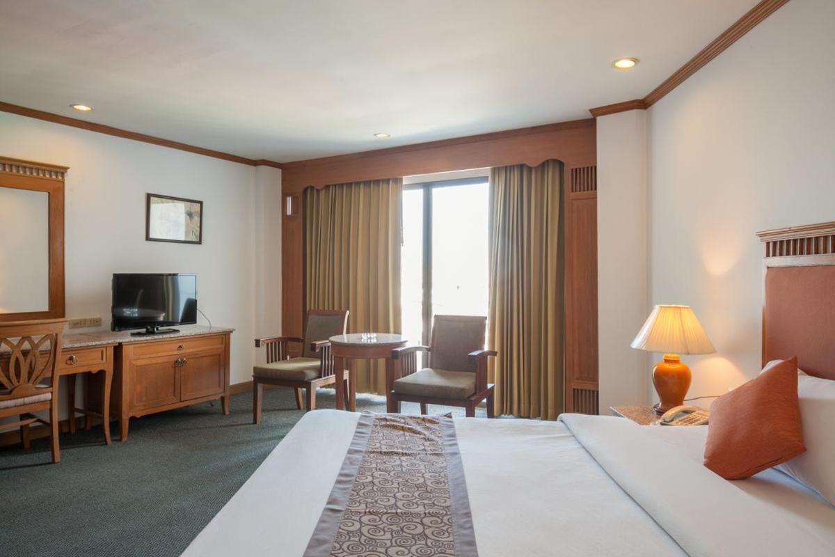 Royal Palace Hotel 3*