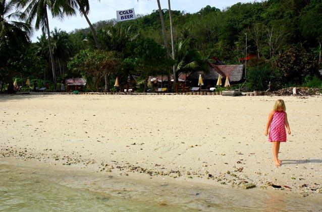 Tenta Nakara And Restaurant Por Bay