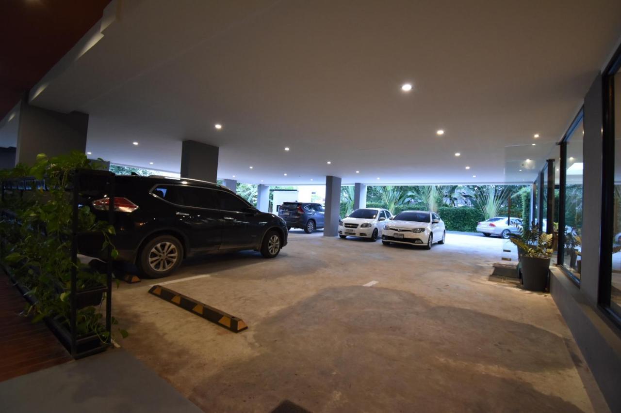 B Boutique Hotel Surat Thani