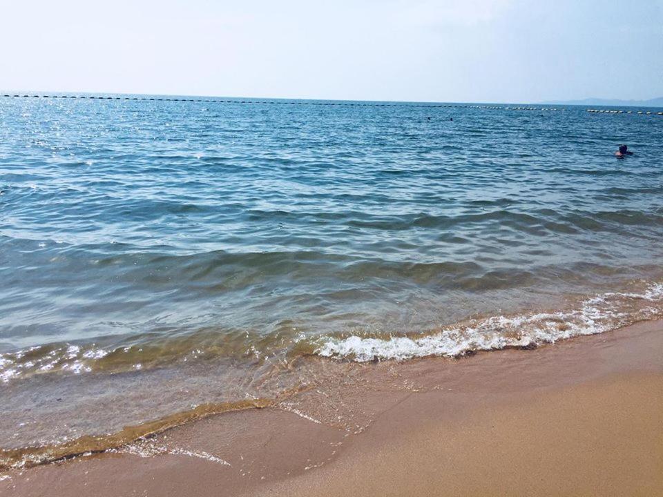 Atlantic Pattaya By Panisara