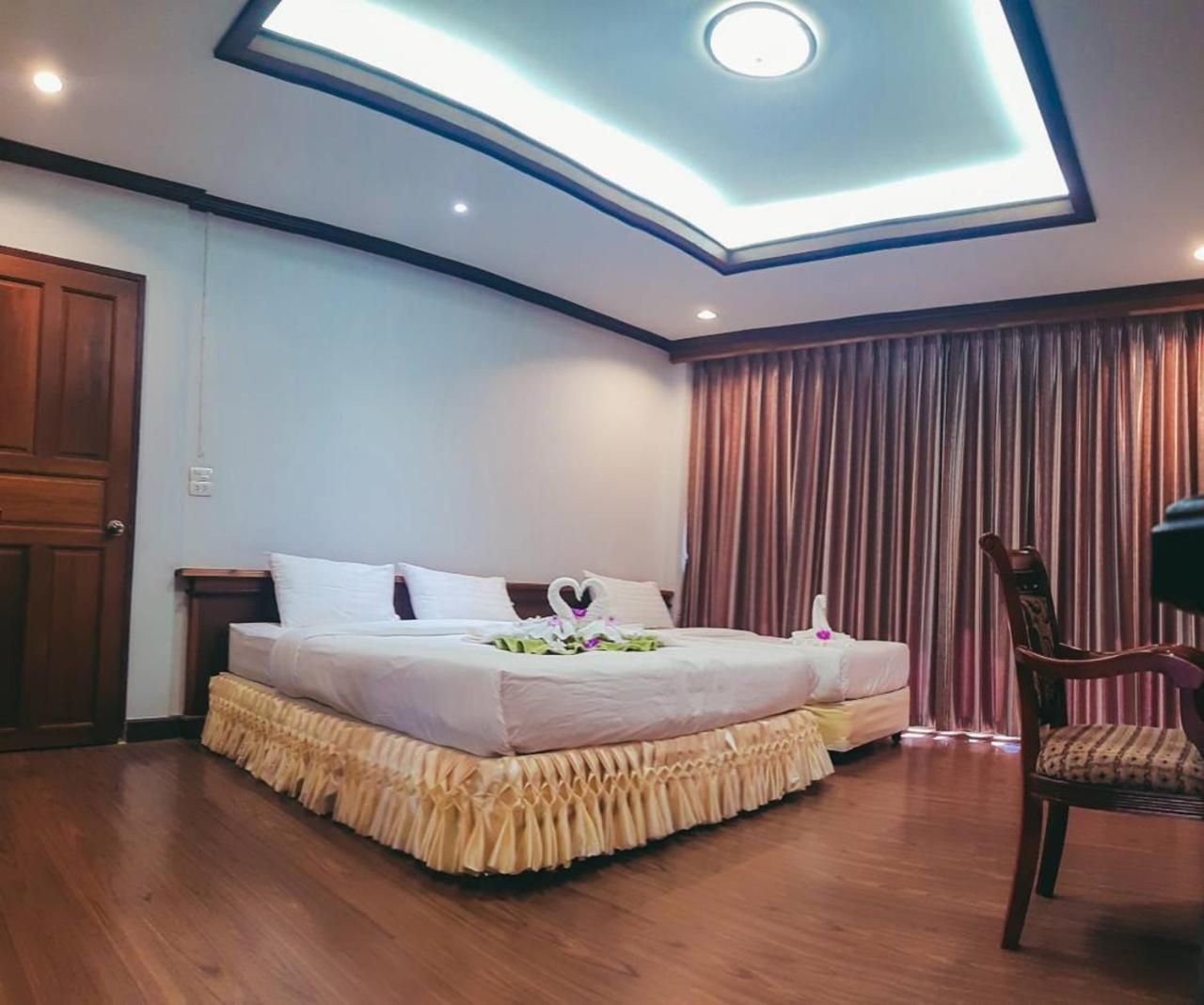 The Uncle And Seaside Guest house Bang Saphan Noi