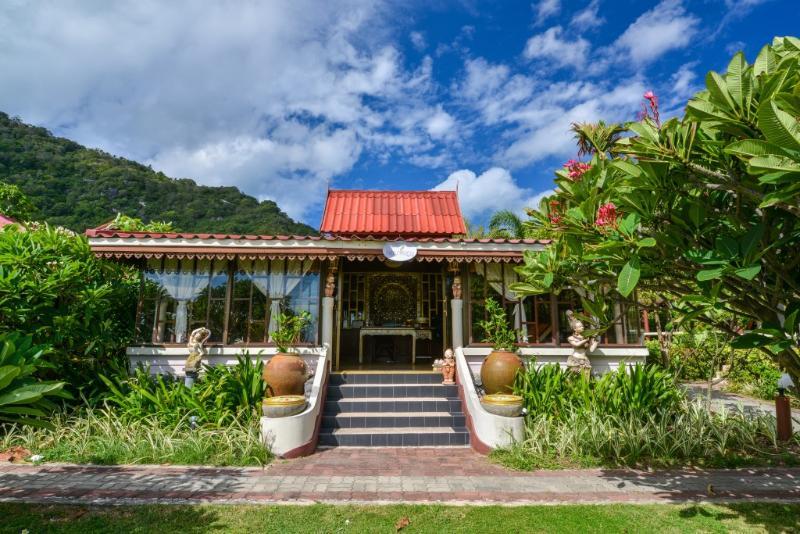 Sunset Beach Club & Spa Resort Haad Rin