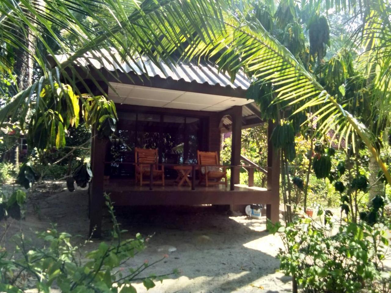 Phayam Coconut Resort 2*
