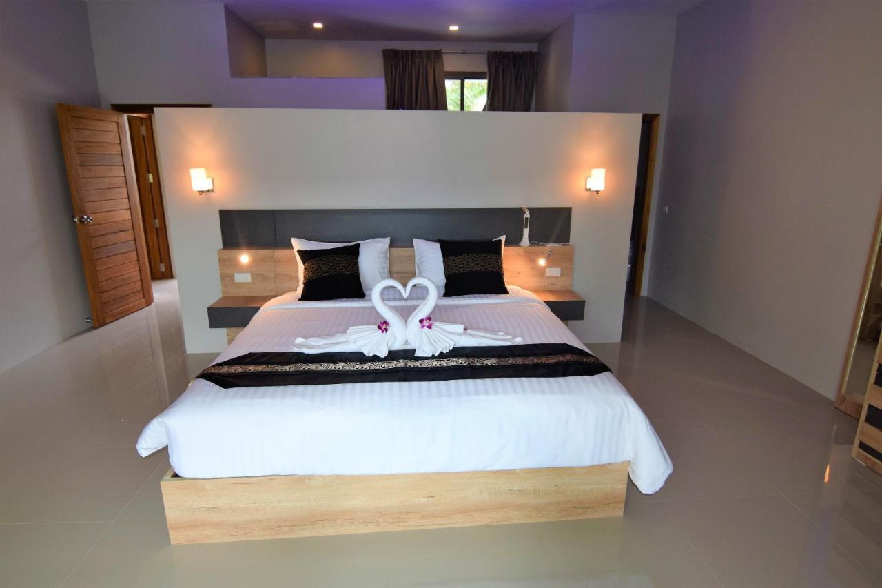 Amaya 4*