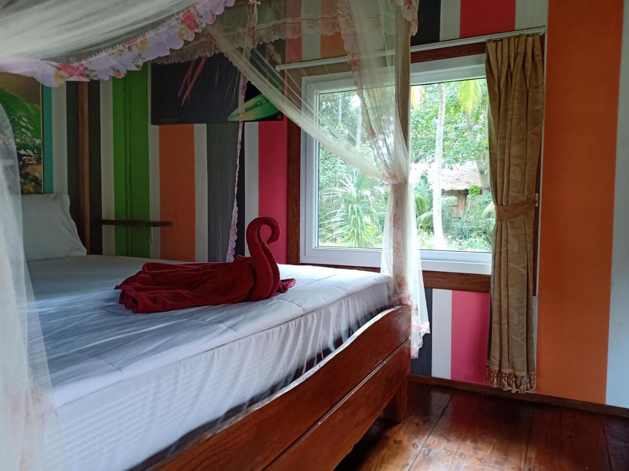 Koh Jum Freeda Resort Nuea Khlong