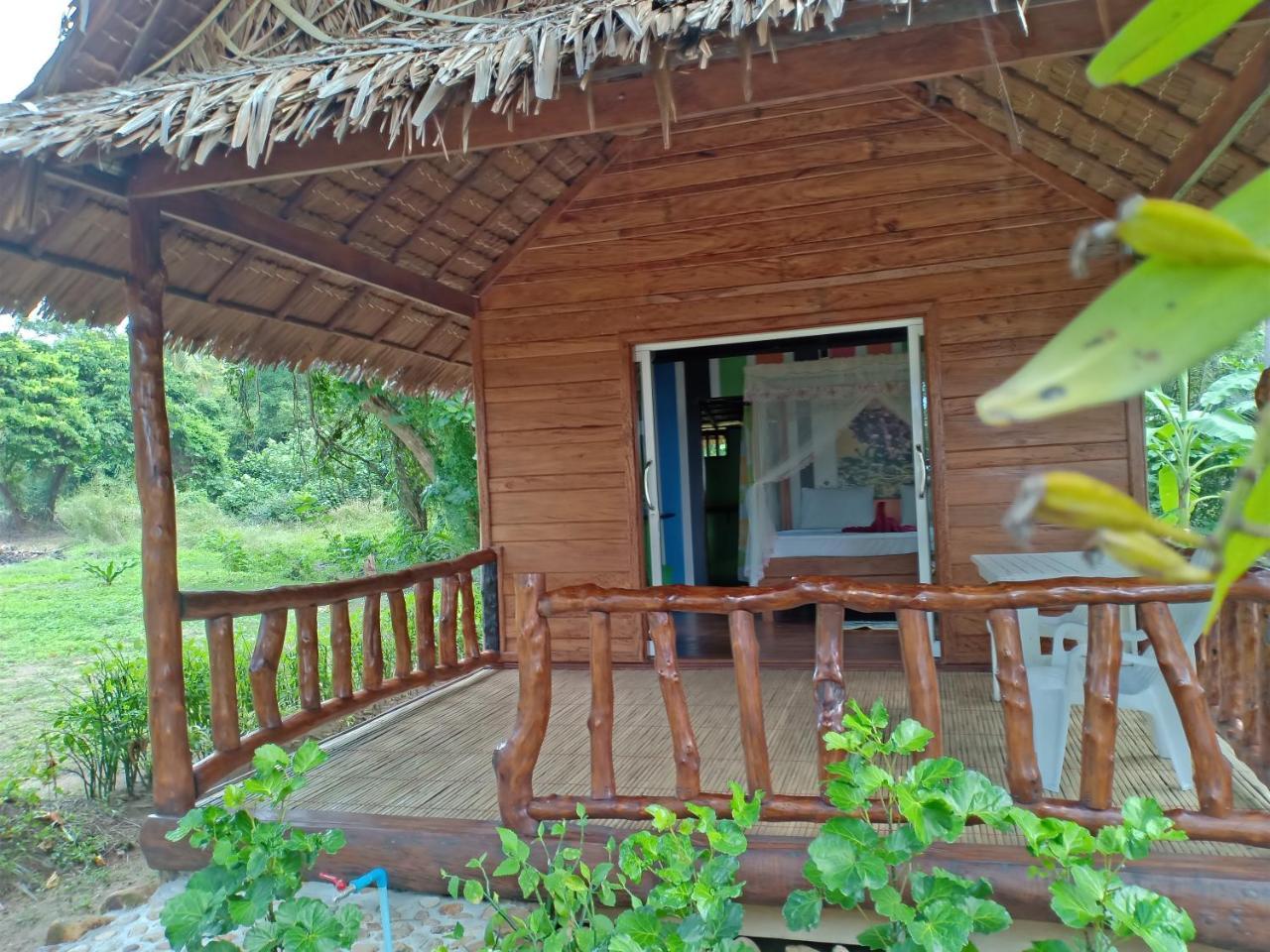 Koh Jum Freeda Resort Nuea Khlong
