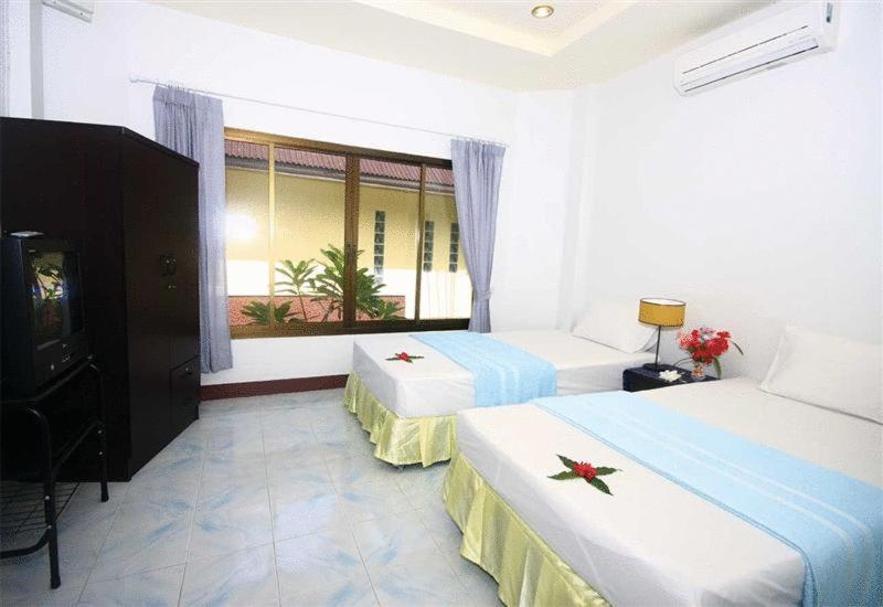 Moonwalk Lanta Resort 3*