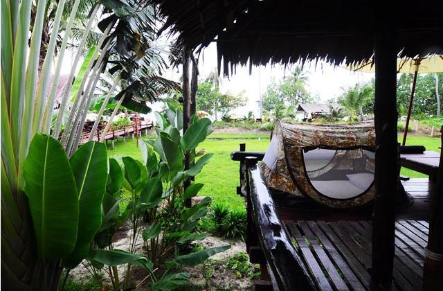 Tenta Nakara And Restaurant Hotel