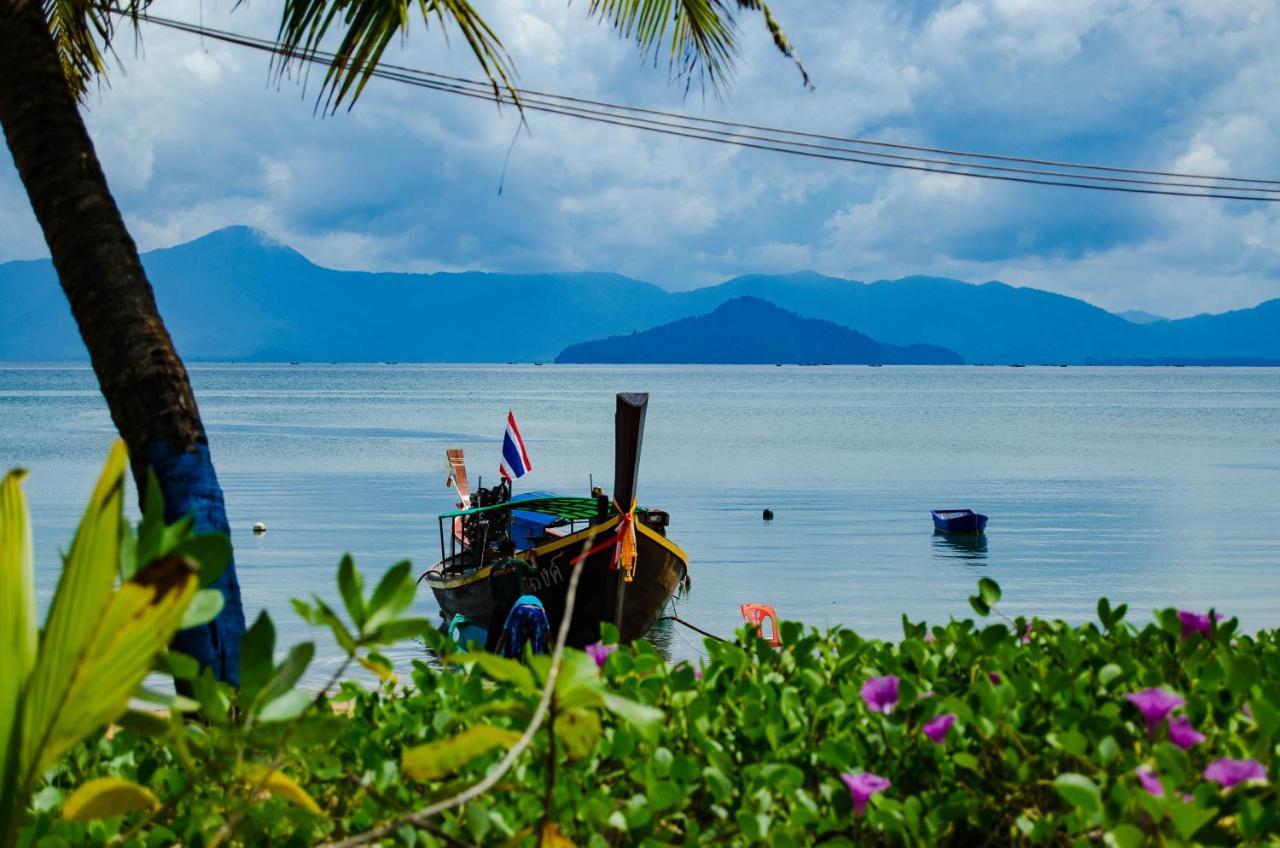 Sabai Sabai * Koh Phayam