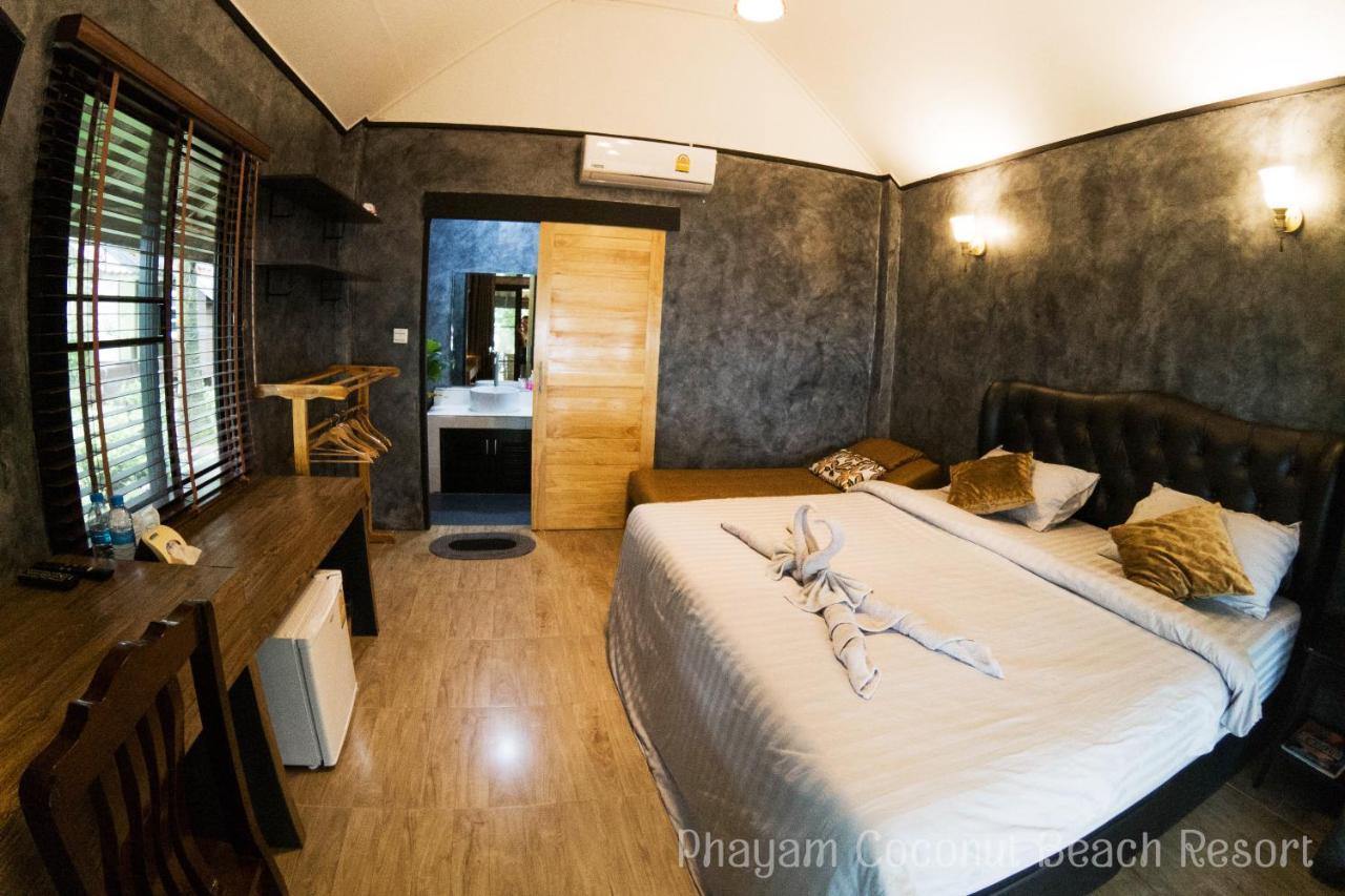 Resort Phayam Coconut Koh Phayam