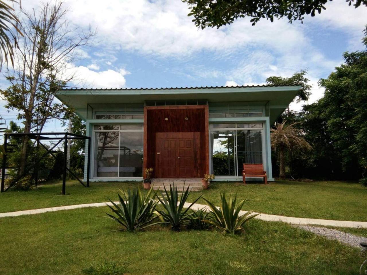 Ban Bang Bed & Breakfast 2*