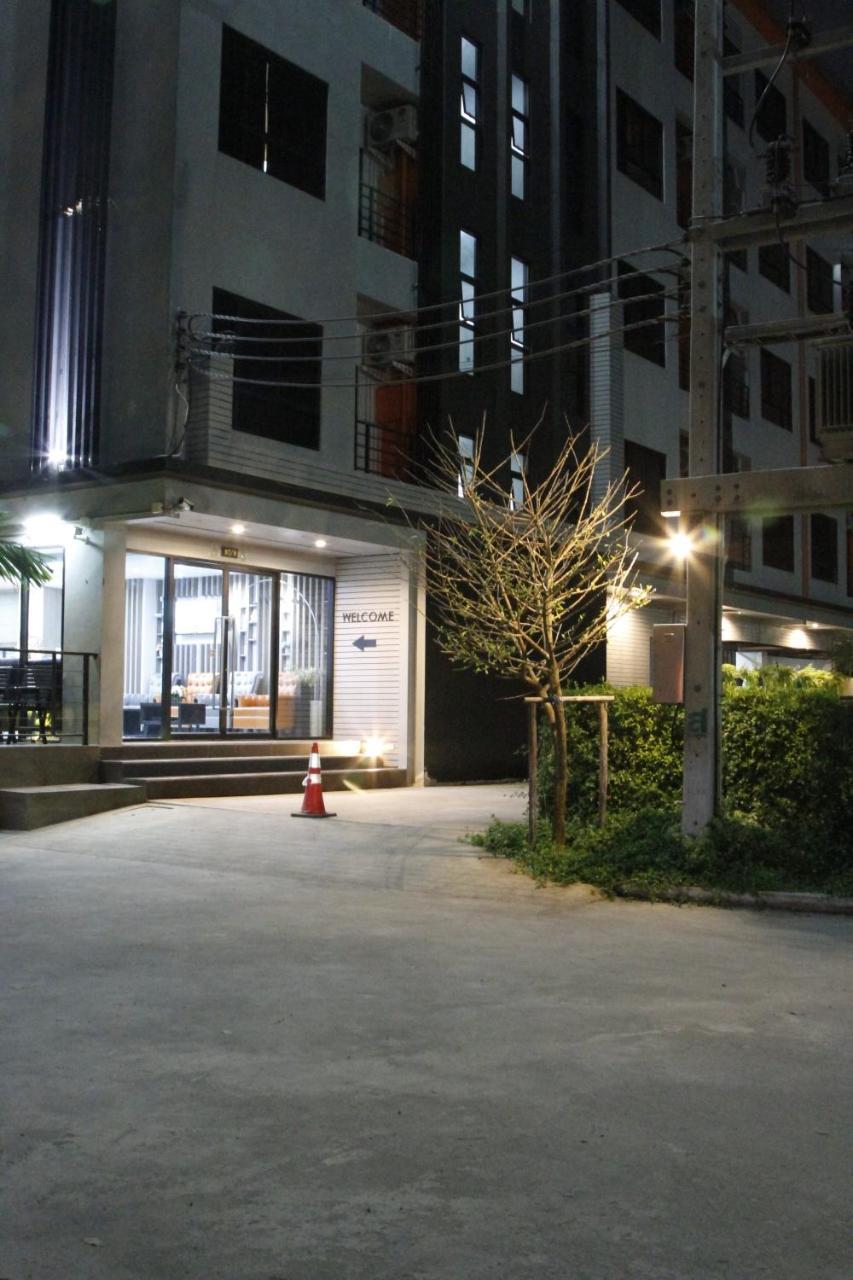 Bangkok Boutique Rangsit Hotel 4*
