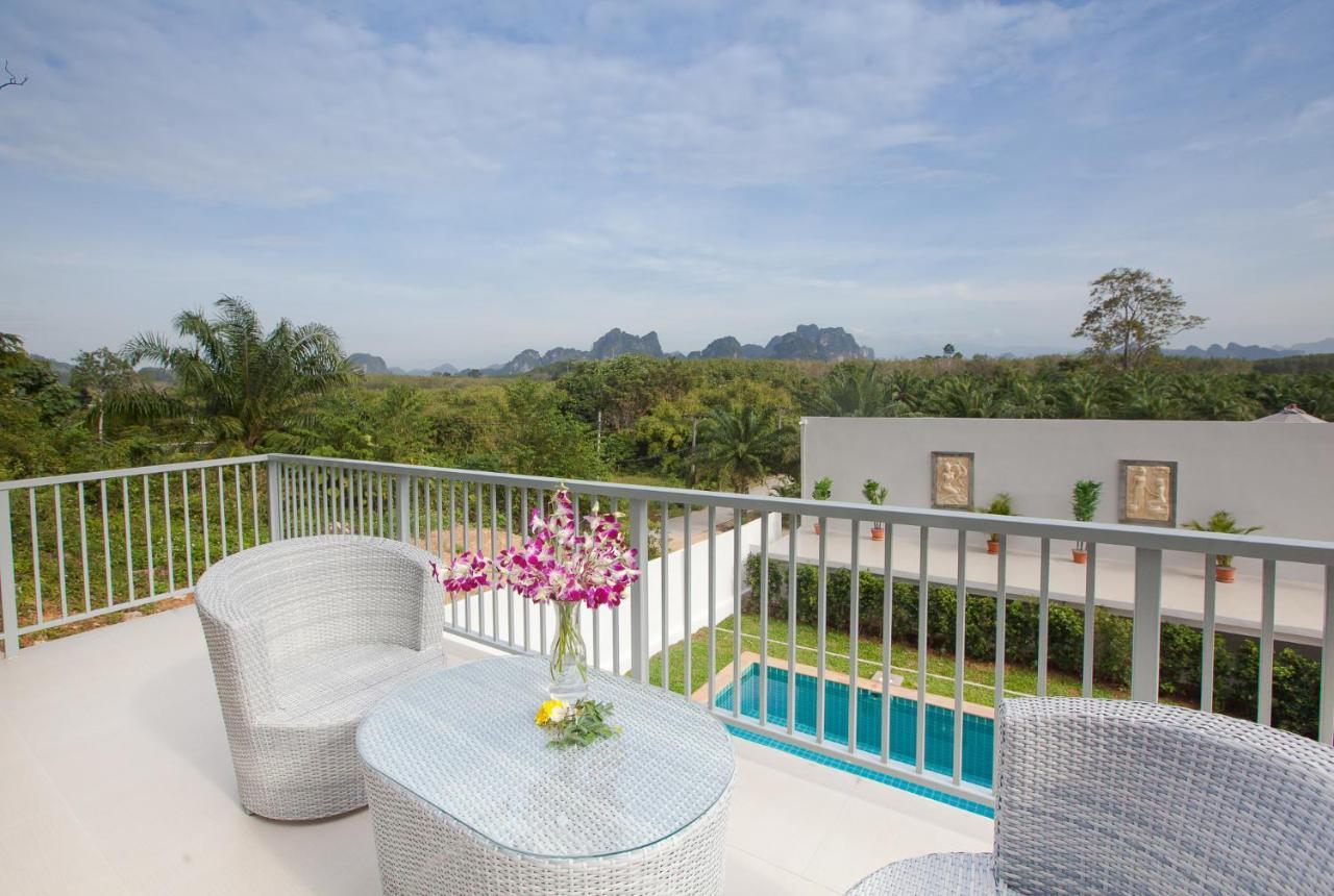 Lux Family Krabi Resort 4*