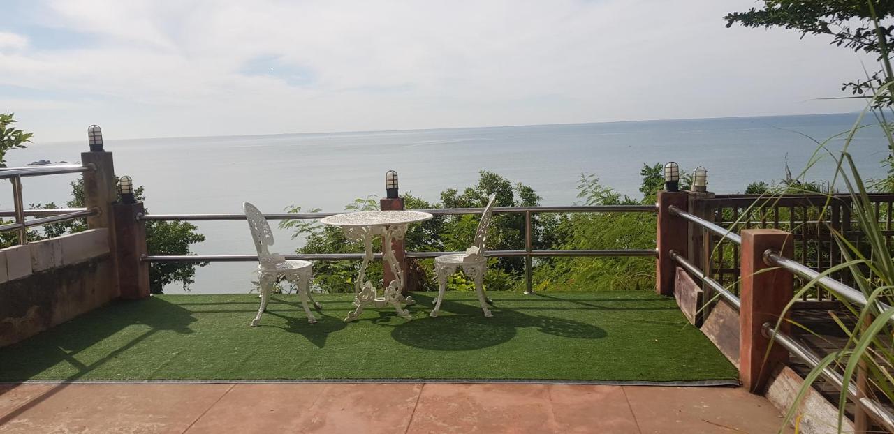 Hostel The Sea View Banchang *