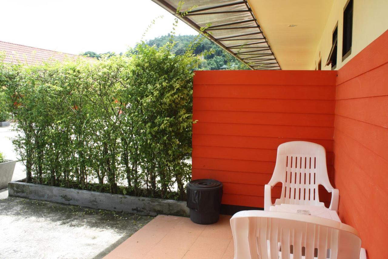 Guest house Suksai Buri 2*