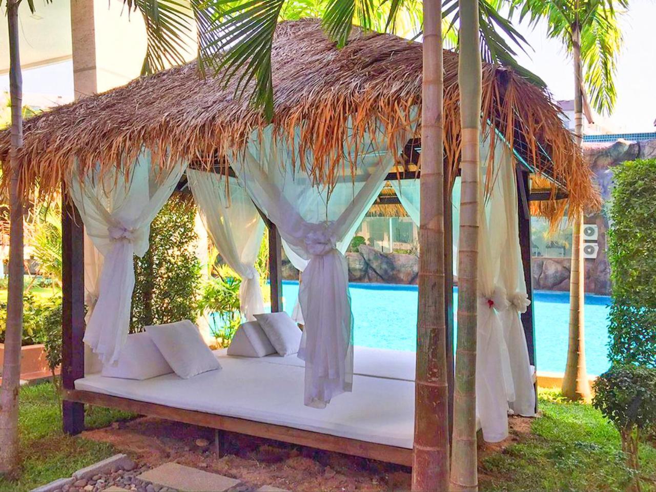 Laguna Beach 3 Maldives Luxe Apartment