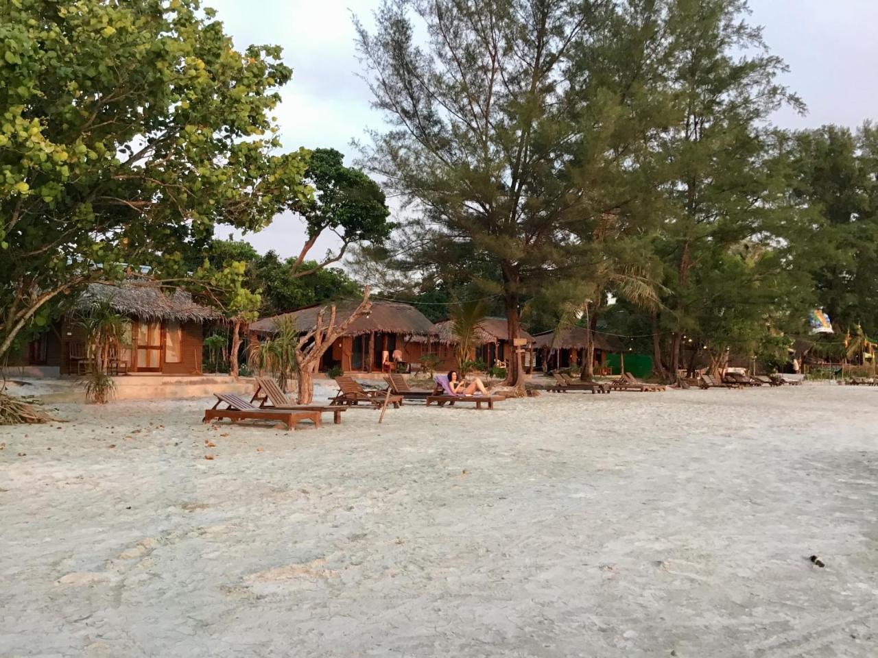 Ailay Resort Koh Phayam