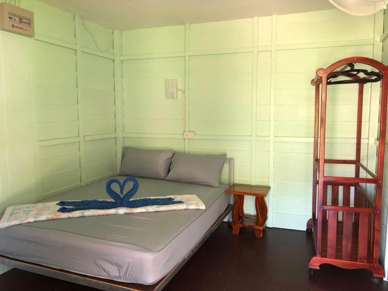 Family Huts Resort