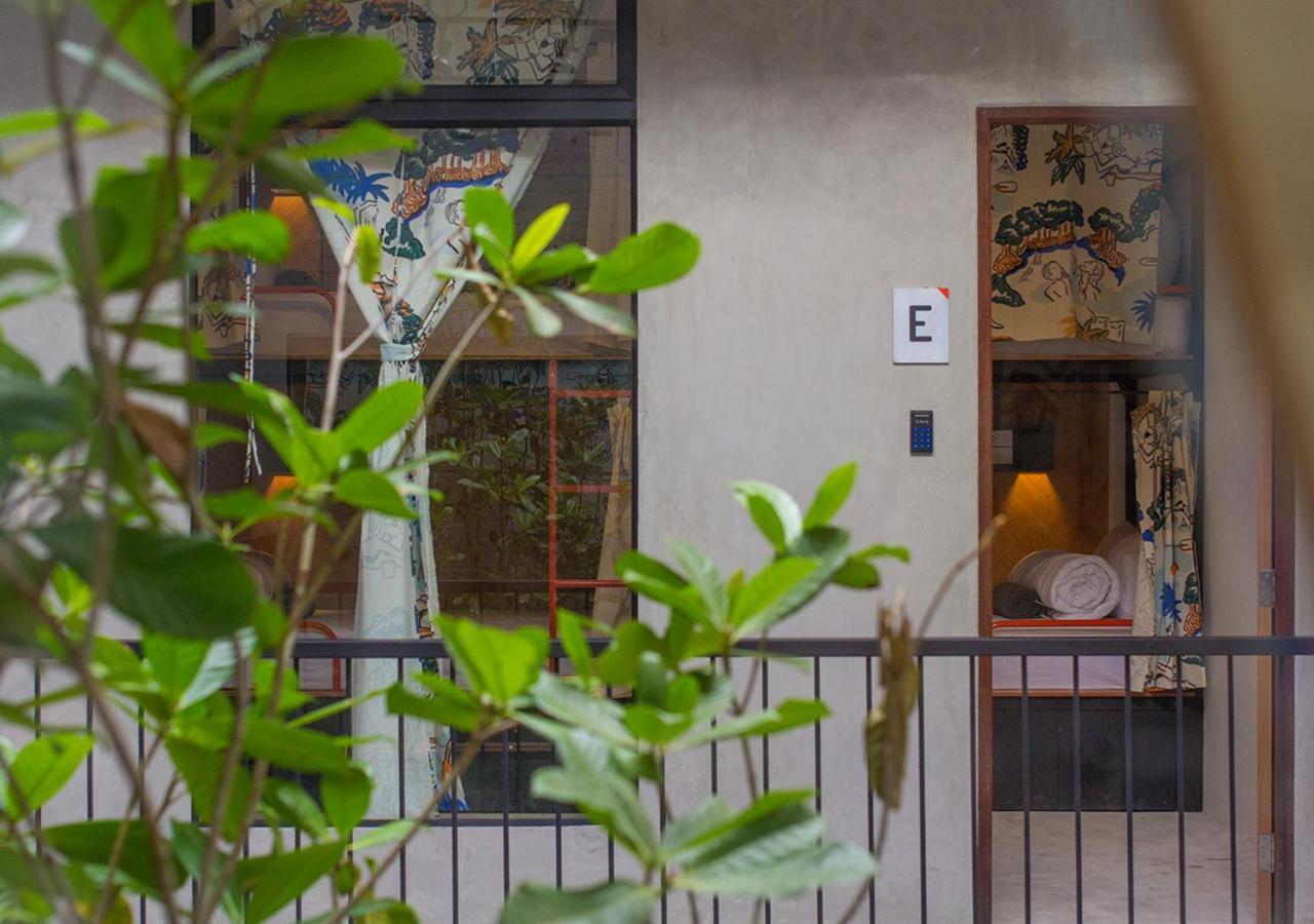 Tan X Cafe , Aonang (adults Only) Hostel *