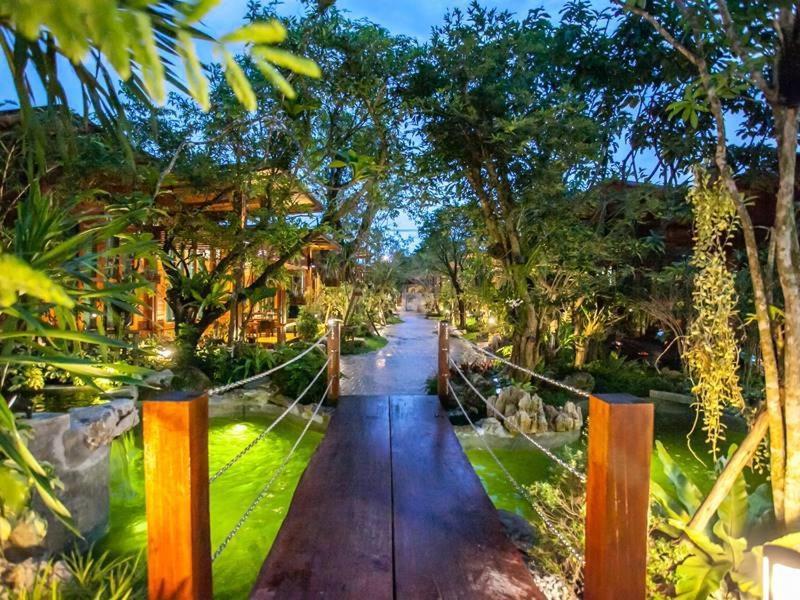 Areeya Phu Beach Hotel 4*