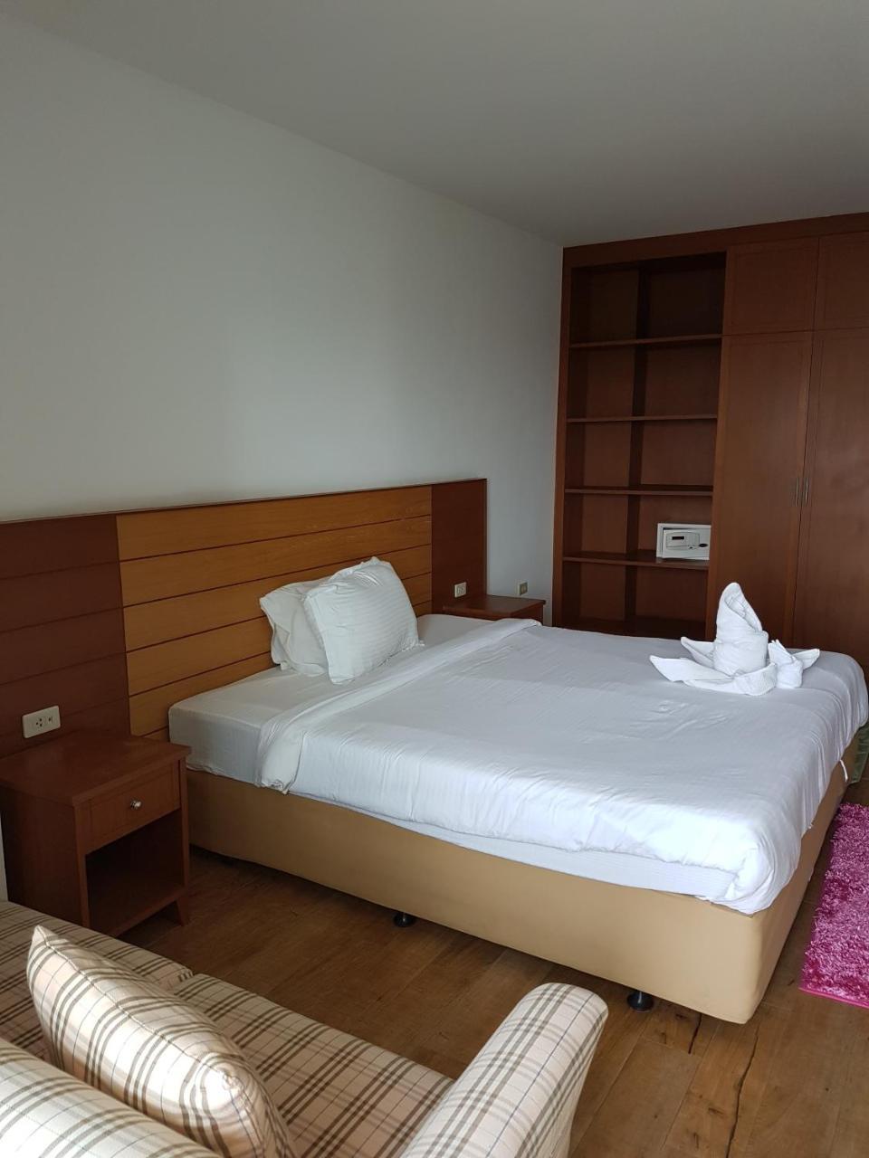 Hotel Vtsix At View Talay 6