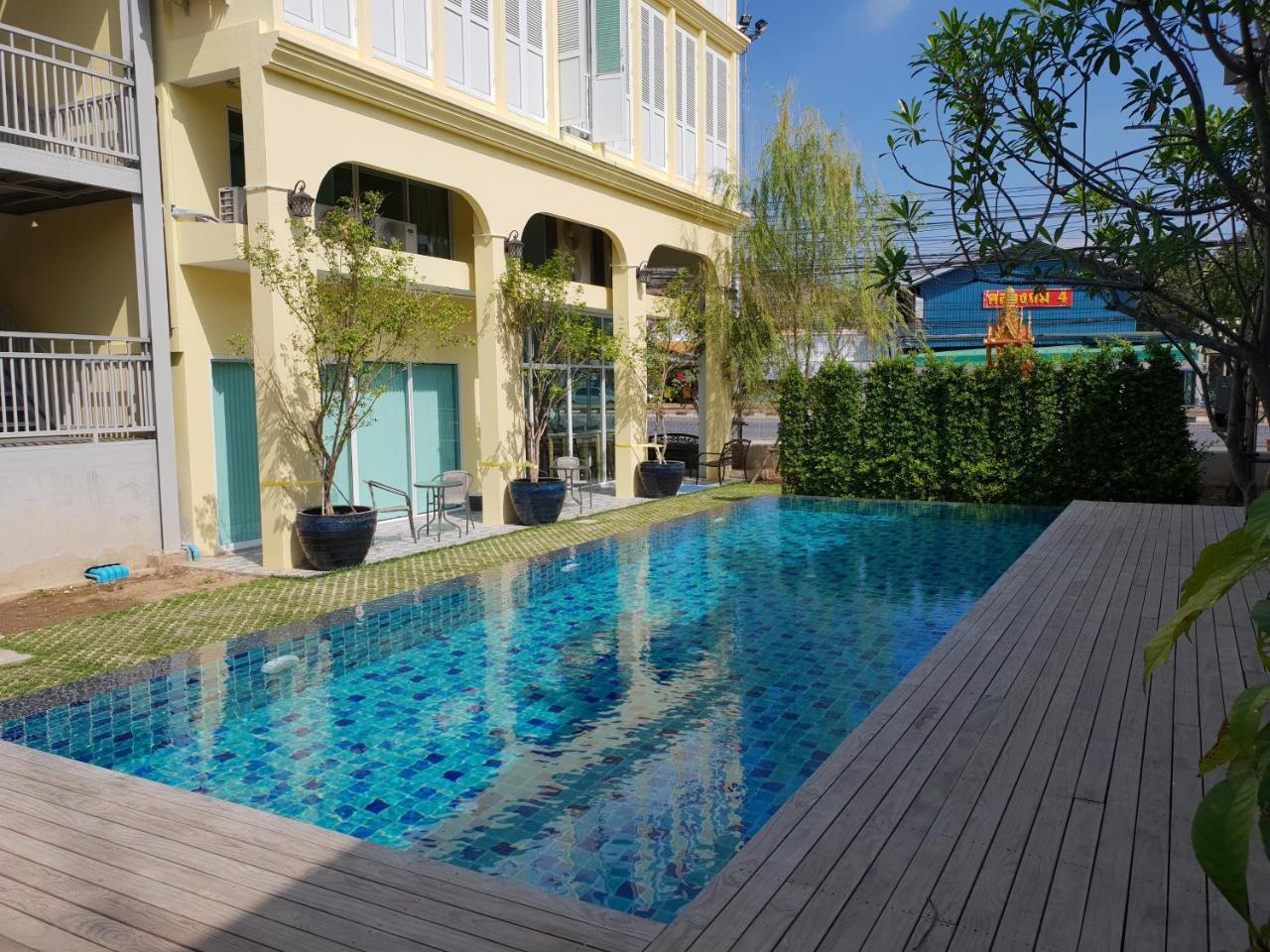 Latima Boutique Hostel Kanchanaburi
