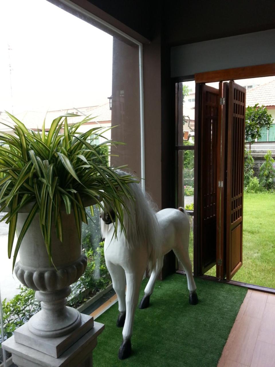 Hotela Boutique * Suphan Buri