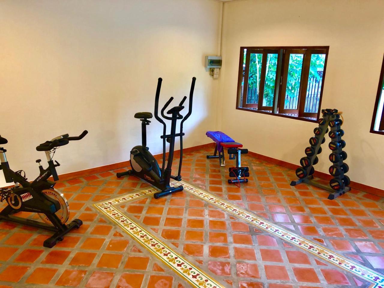 Chalong Oasis & Hotel