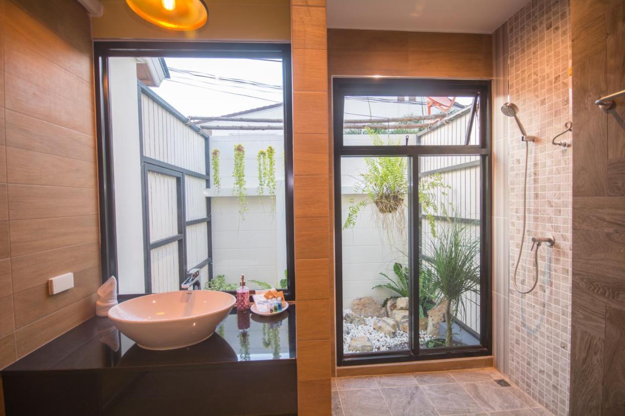 Sofina Private Pool Villa *