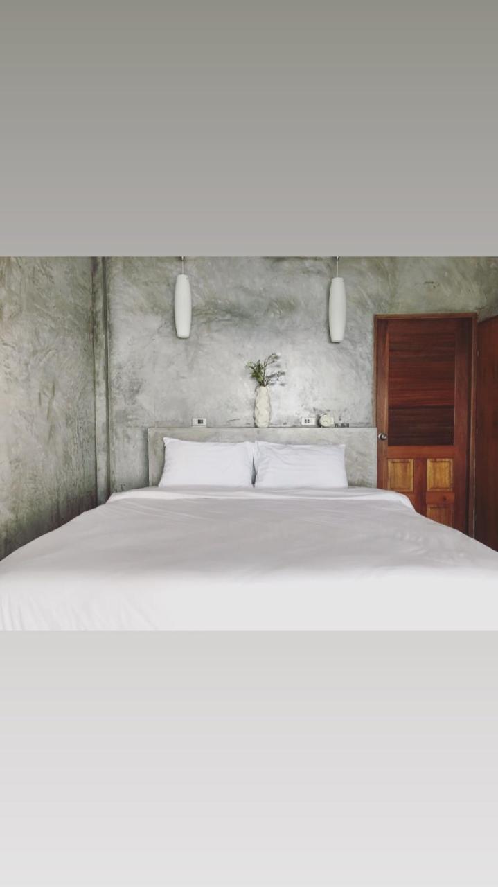Beachub - Coworking Village 3*