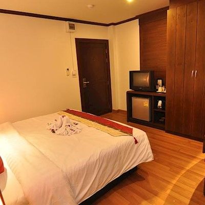 Hemingway's Patong