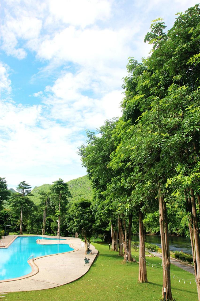 Aekpailin River Kwai 4*