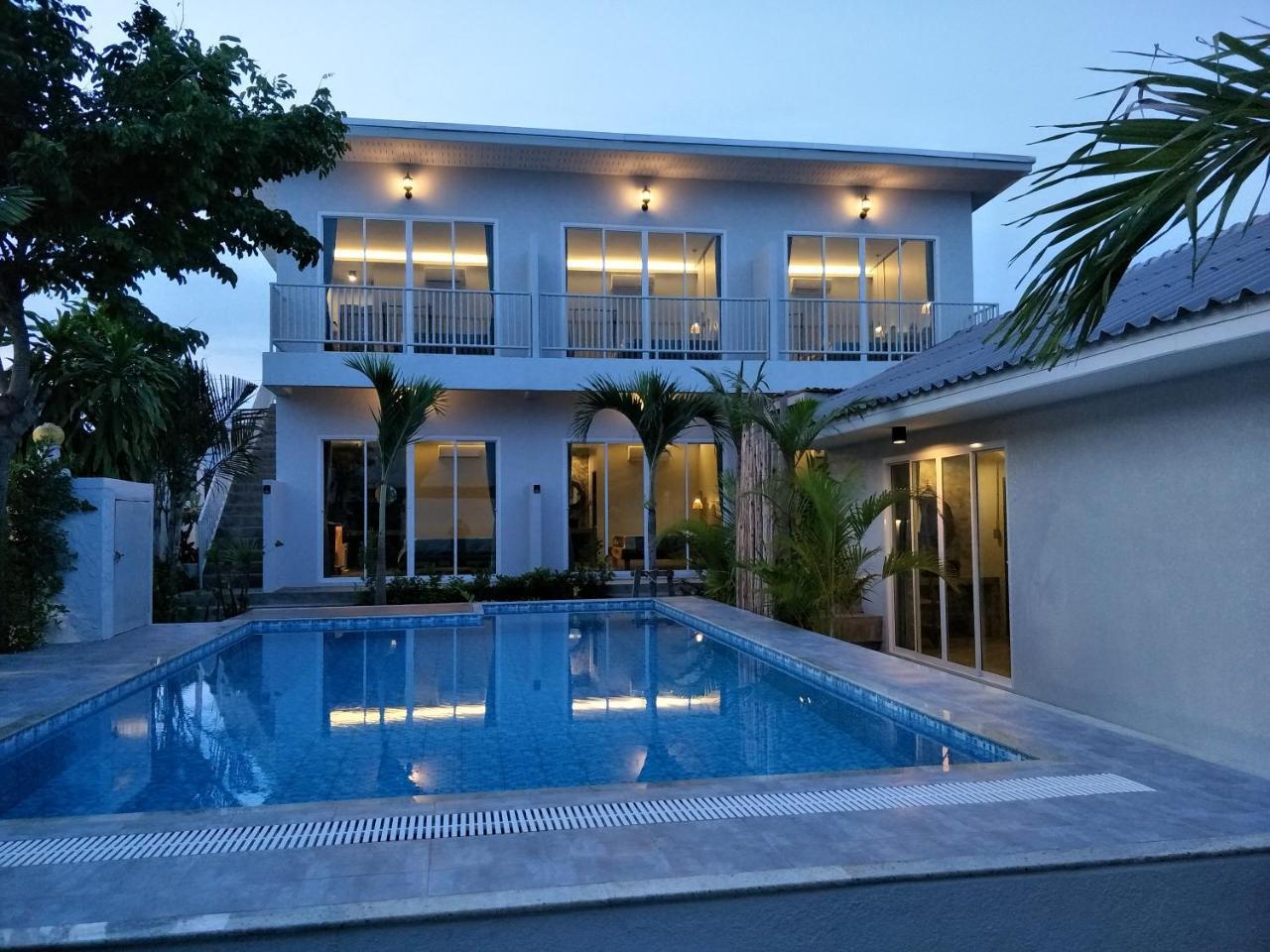 Sea House