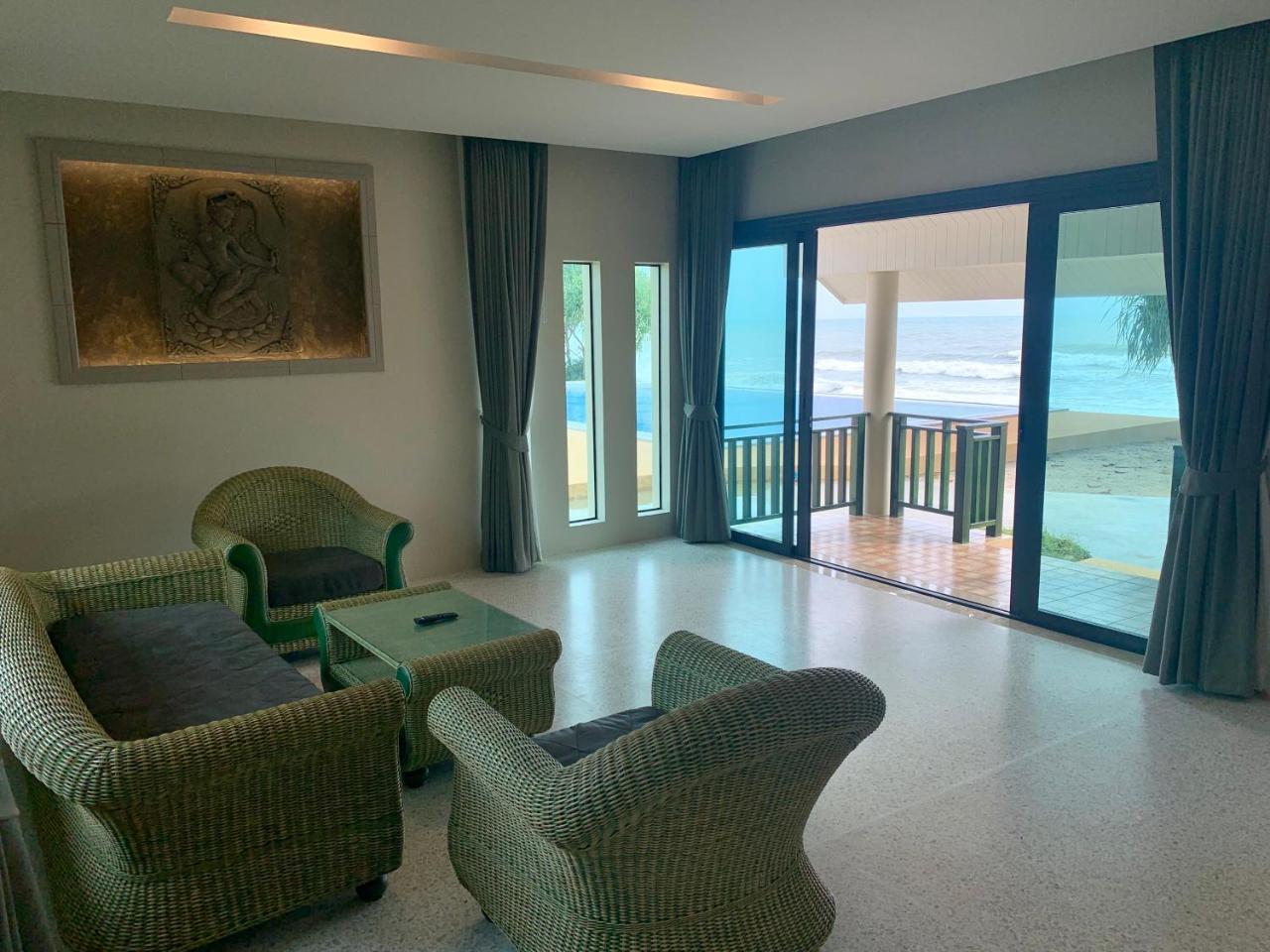Wis Resort