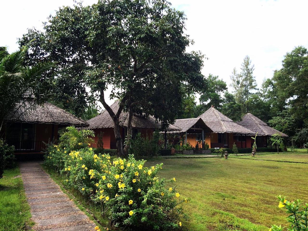 Phayam Resort