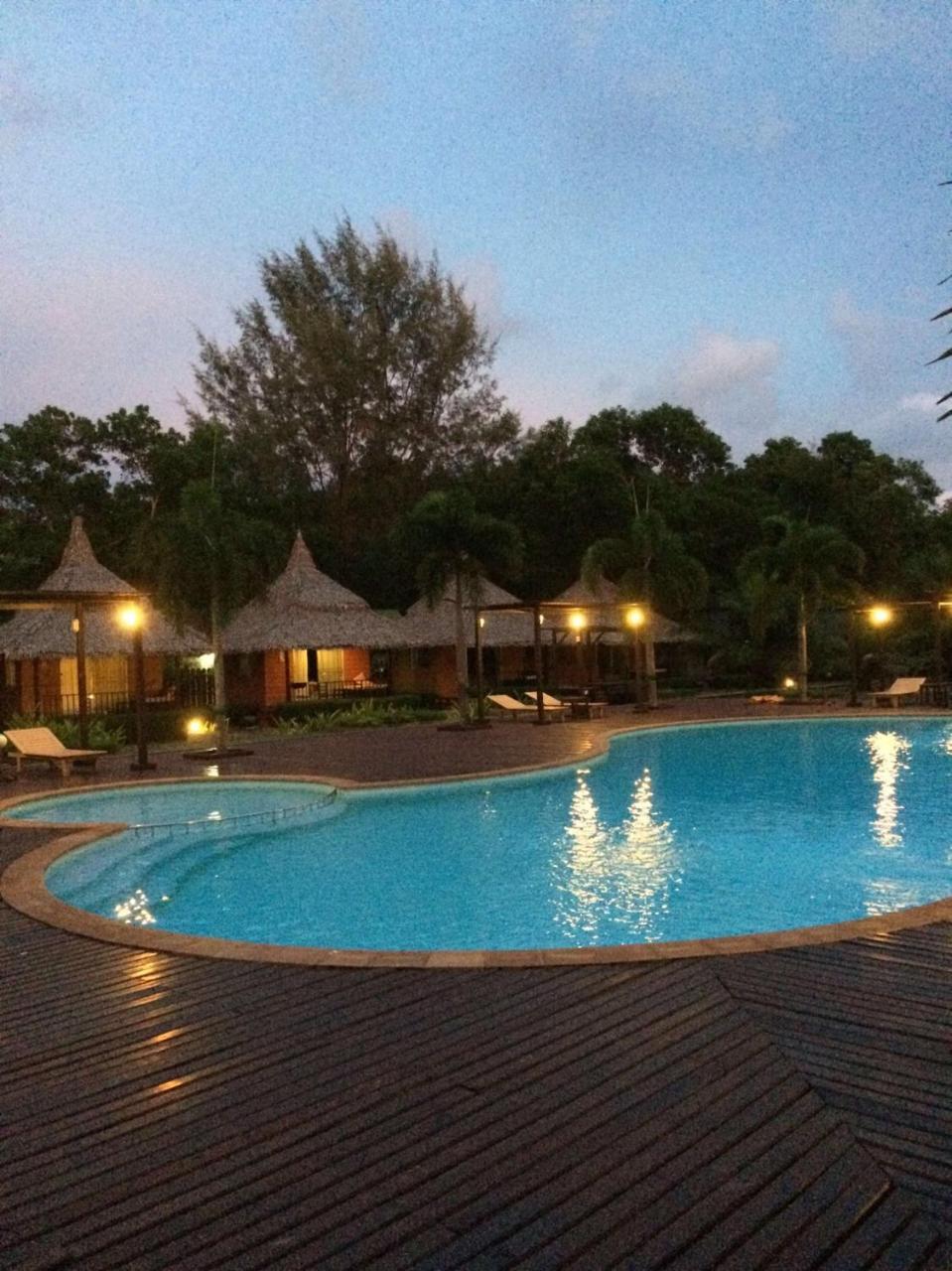 Resort Phayam