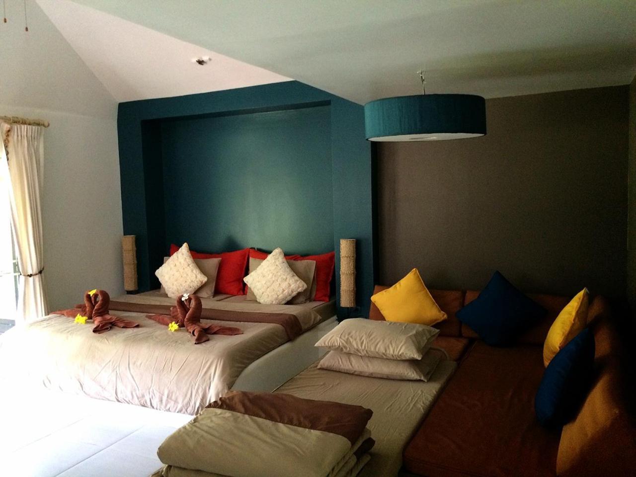 Resort Phayam