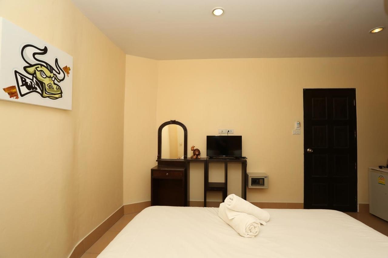 Zodiac Hotel