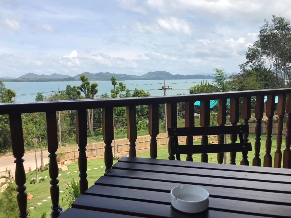 Resting Place * Ko Yao Yai