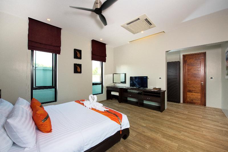Villa Narintara Private Pool - Free Tuk-tuk Service To The Beach! *