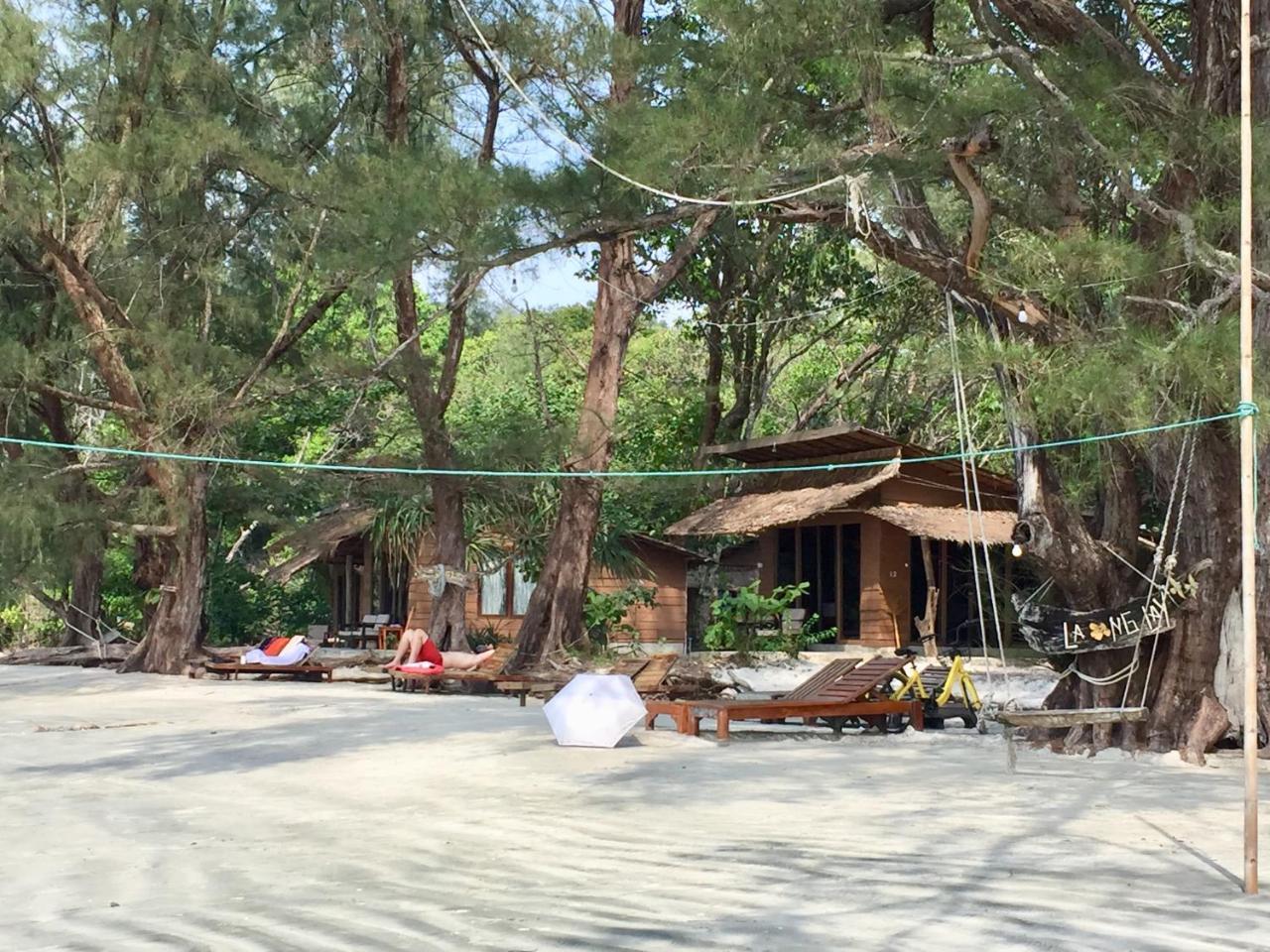 La Ong Lay Resort Koh Phayam