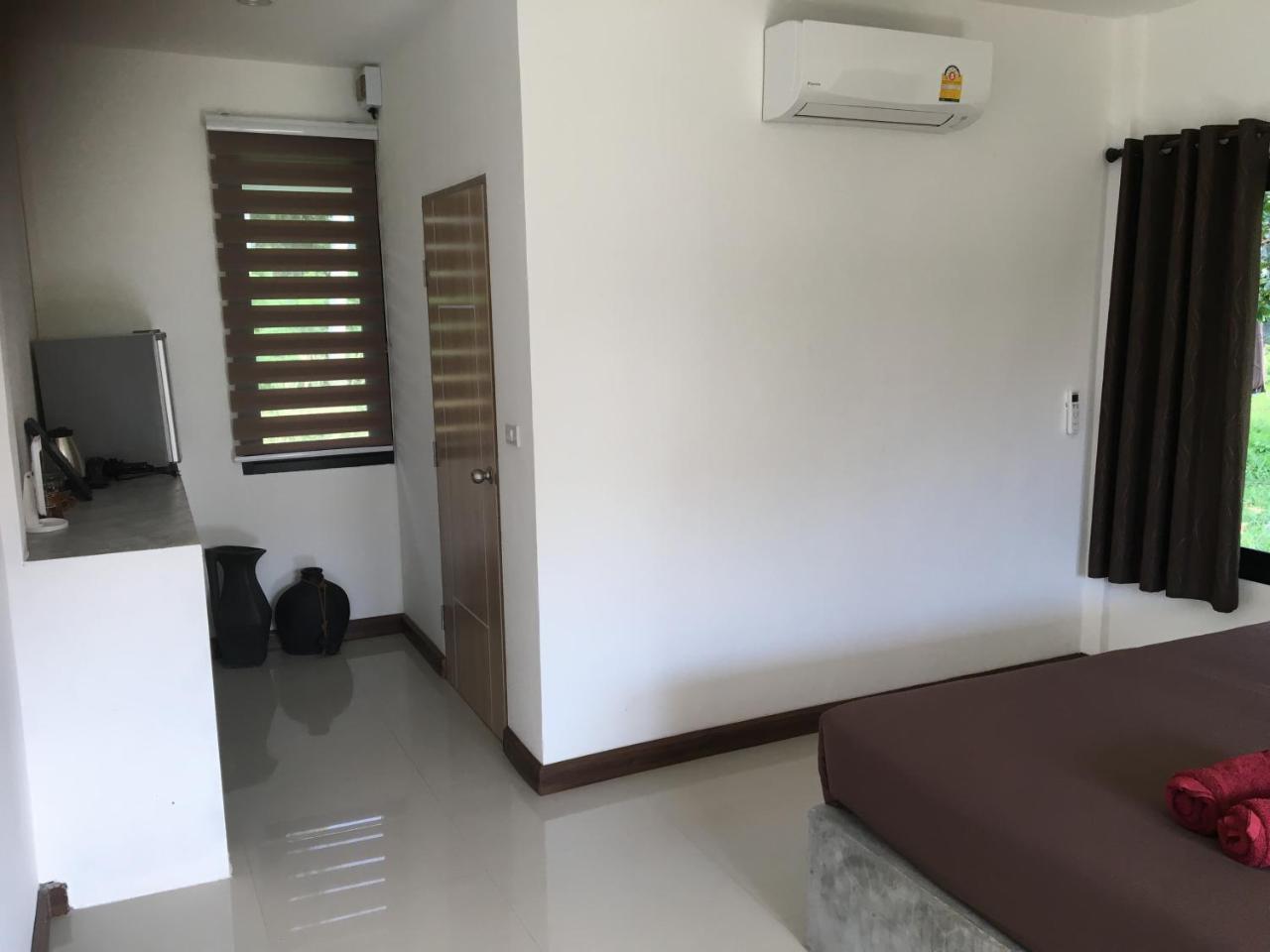 La Marina - Khlong Nin Beach Guest house Koh Lanta