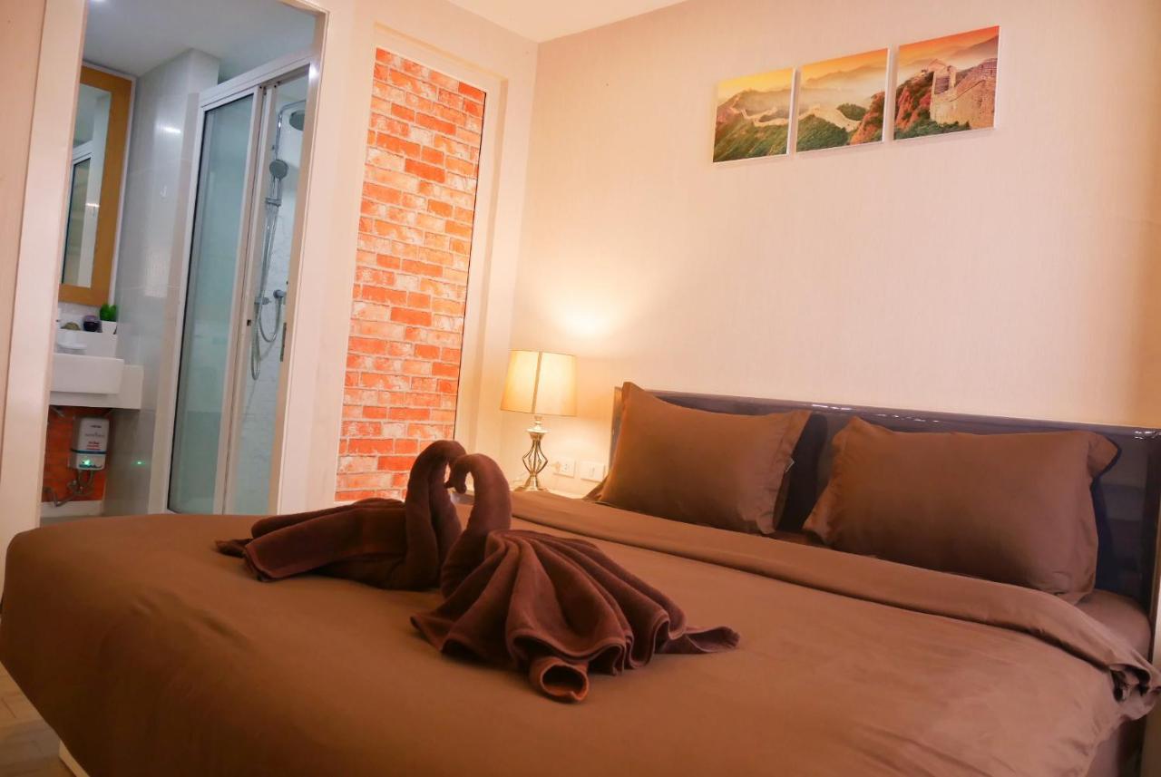 Seven Seas Pattaya & Sofa Bed