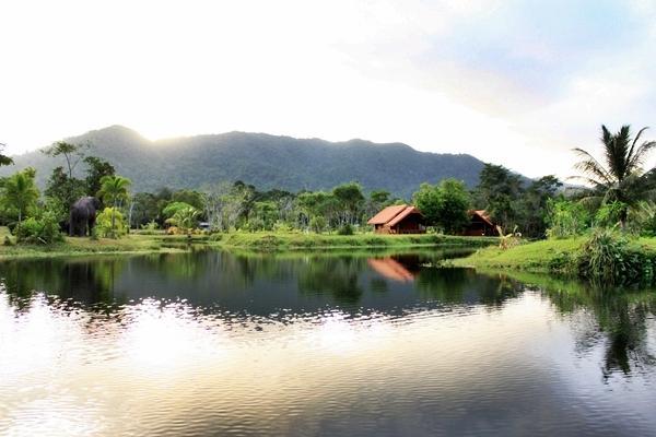 Aunchaleena Front Resort, Koh Chang Hotel 3*