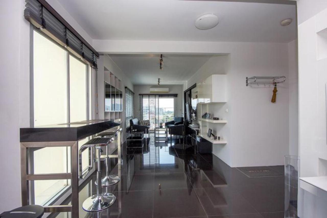 Apartment Flame Tree 2-bedroom