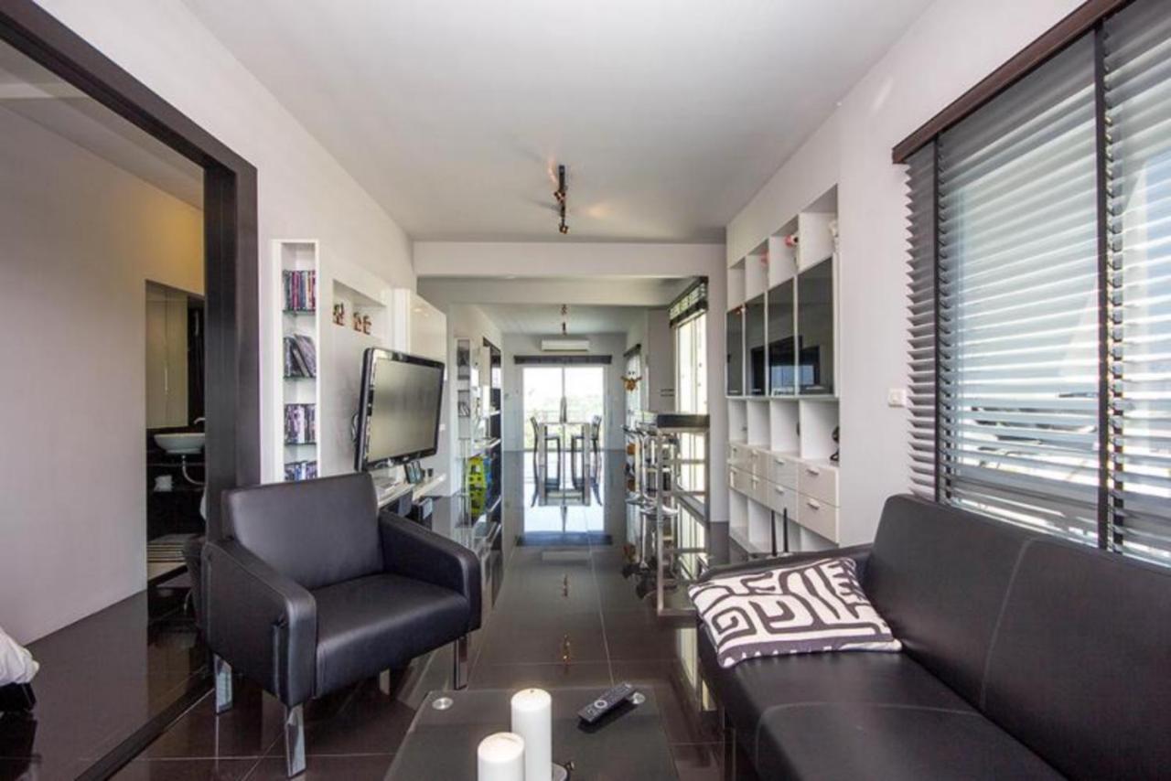 Flame Tree 2-bedroom * Hua Hin