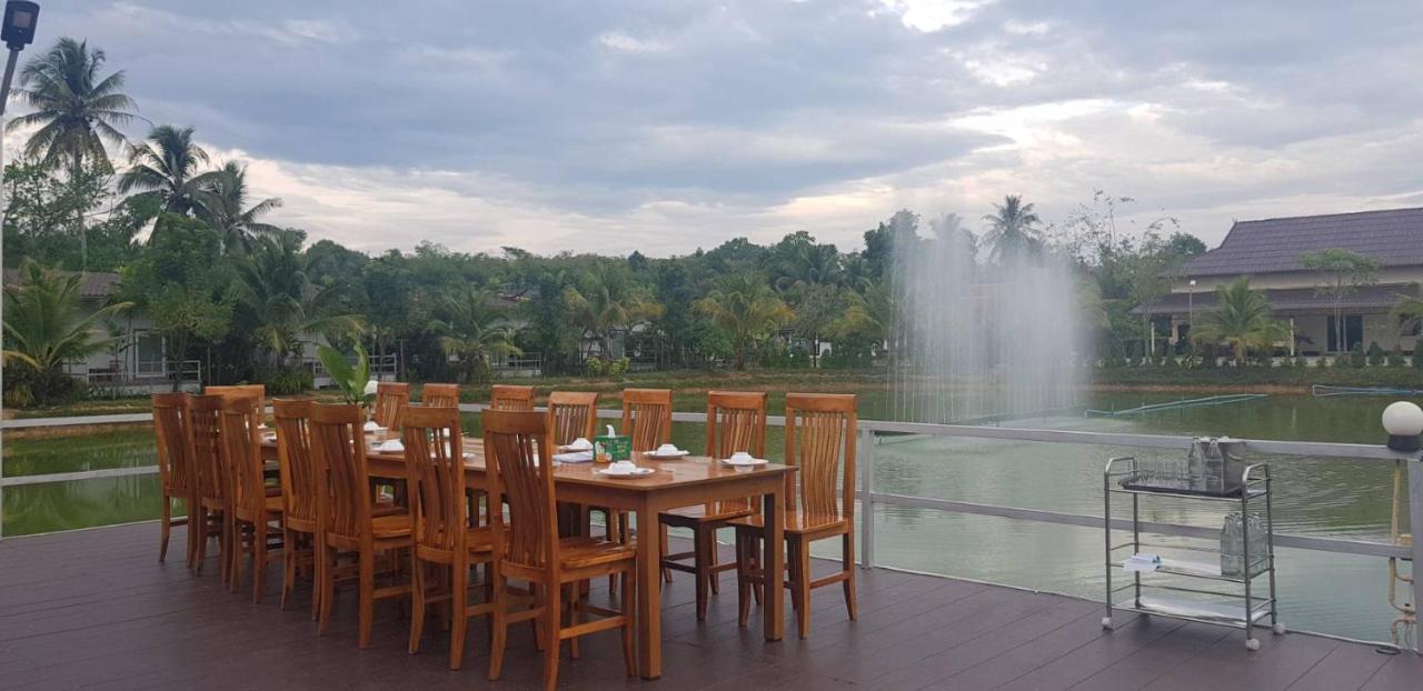 Lamphurai Riverside And Spa 3*