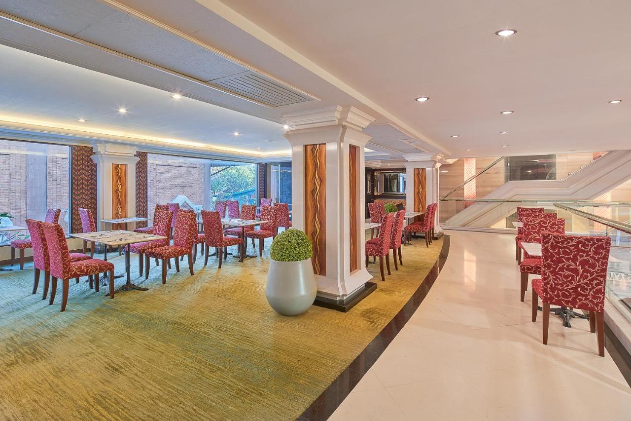 Resort Floral - Dolphin Circle 4*