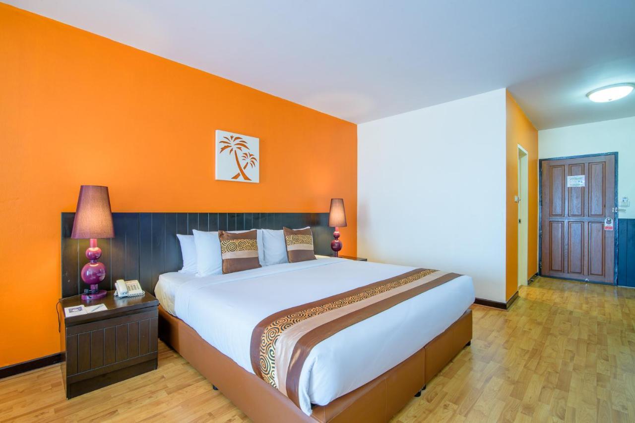 Golden Hotel
