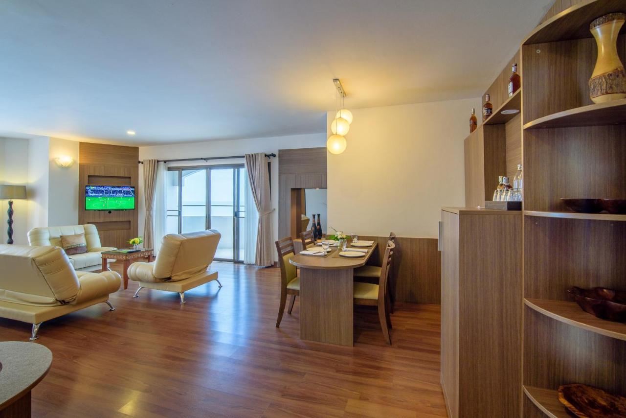 Golden Hotel